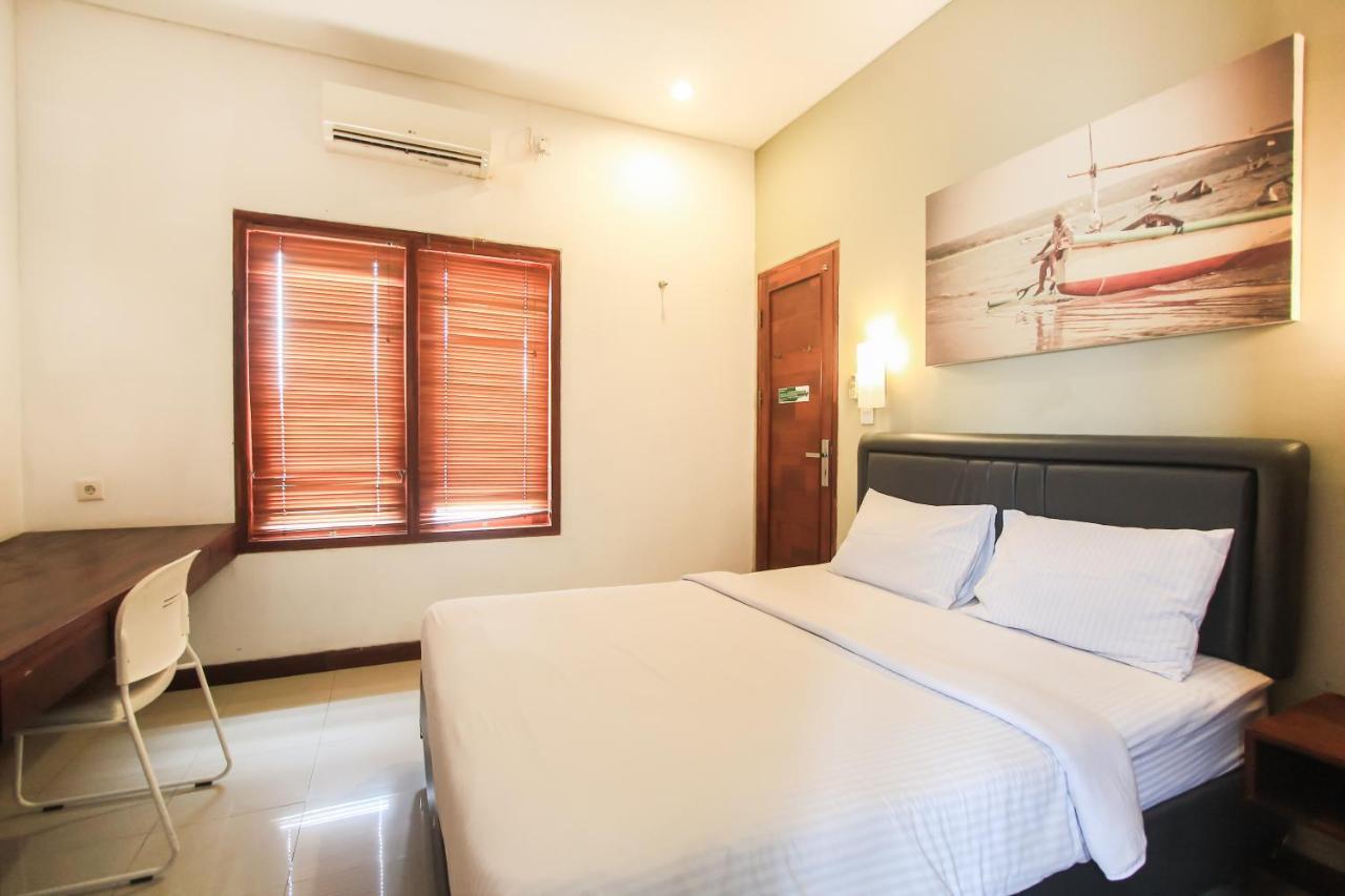 Kuta Legian Inn Экстерьер фото