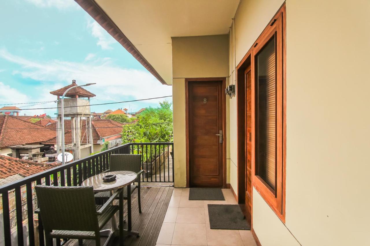 Kuta Legian Inn Экстерьер фото