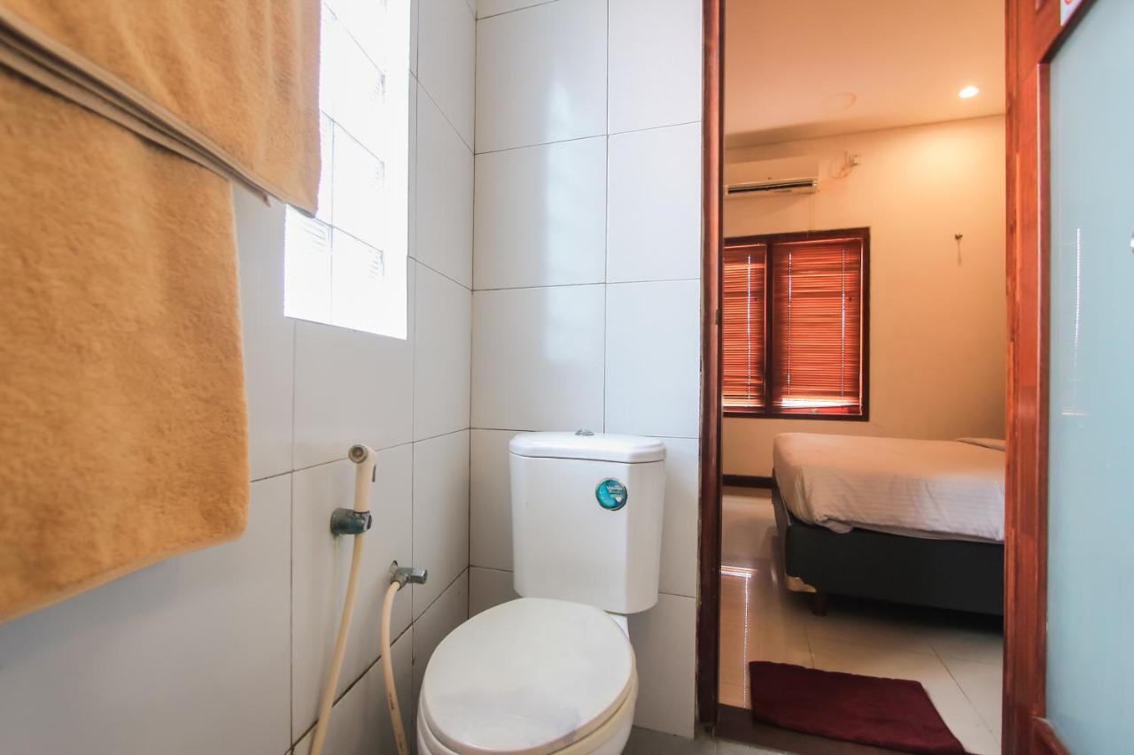 Kuta Legian Inn Экстерьер фото