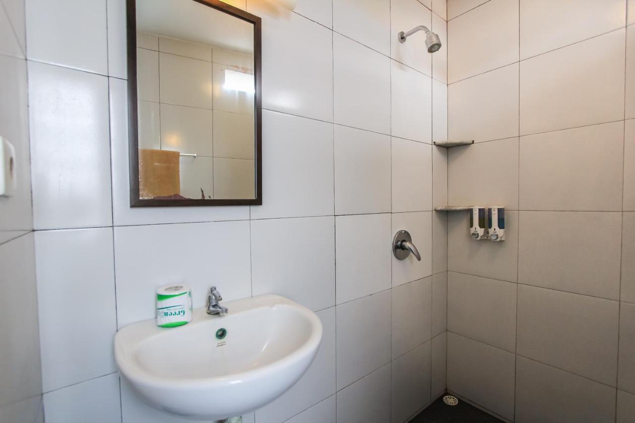Kuta Legian Inn Экстерьер фото